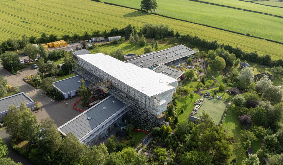 CHAS-Robin-House-Hospice-Loch-Lomond-image-enigma-industrial-services-aim-developments-flat-roofing