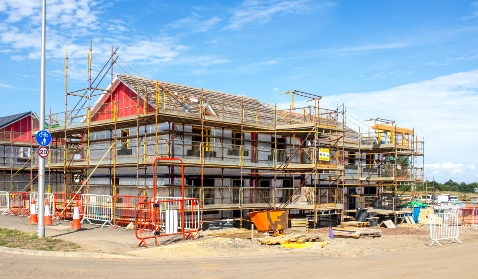 Dolphingstone-Grange-edinburgh-taylor-wimpey-new-housing-development-scaffold-kwikstage-img-east-lothian-scotland-uk