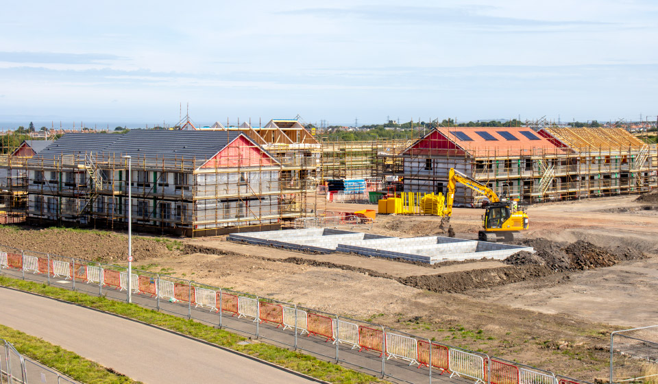 Dolphingstone-Grange-edinburgh-taylor-wimpey-new-housing-development-scaffold-kwikstage-img-st-clements-wells-enigma-is