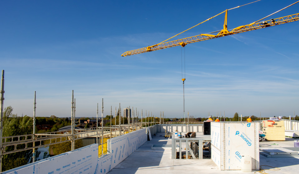 GK-Construction-Christie-Road-Manchester-Southway-Housing-HAKI-System-scaffold-contract-scaffolding-service-Images-1