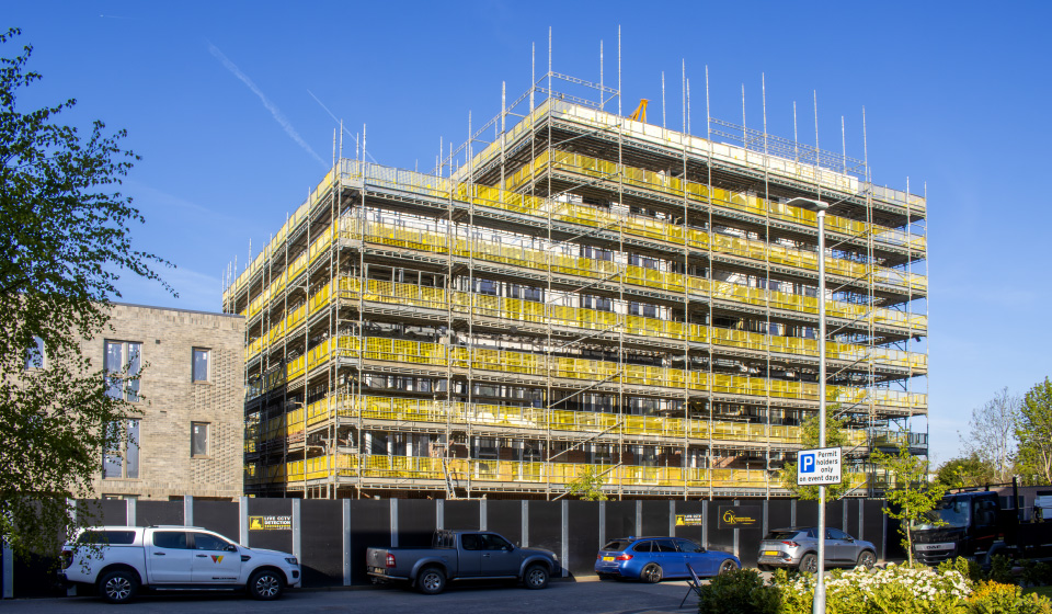 GK-Construction-Christie-Road-Manchester-Southway-Housing-HAKI-System-scaffold-contract-scaffolding-service-Images-3