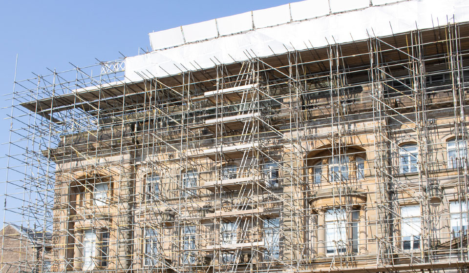 Greenock-Municipal-Buildings-roofing-project-kwikstage-scaffolding Greenock Municipal Buildings tube fitting scaffold kwikstage enigma