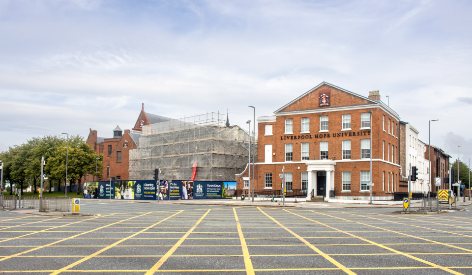 Liverpool-Hope-University-Creative-Campus-2-Islington-scaffold-contract-scaffolding-service-Images-wrenshall-kelly-sons-media-workspace