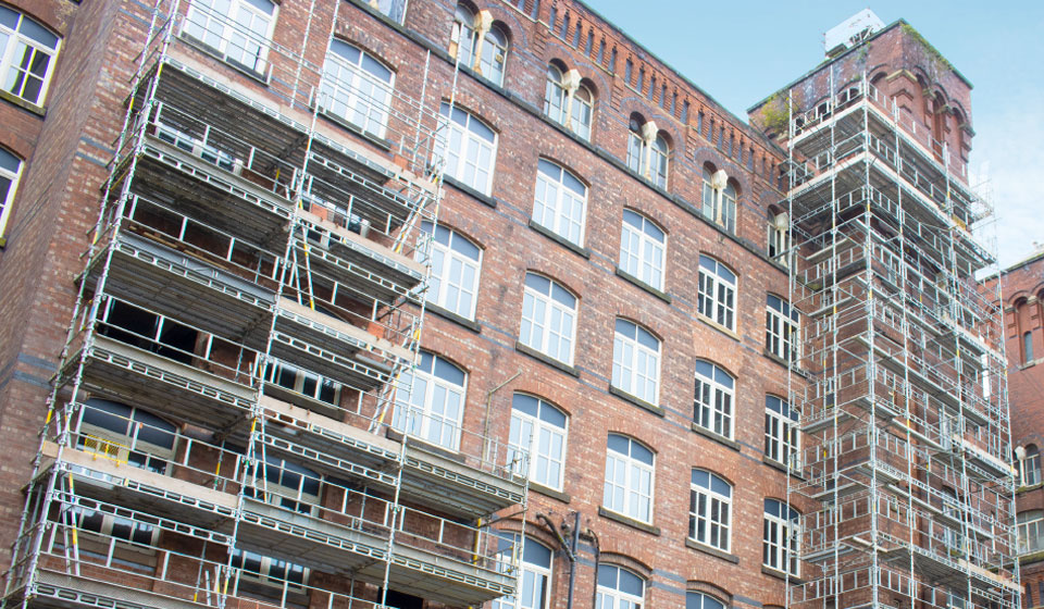 img-Meadow-Mill-stockport-building-conversion-apartments-scaffold-hire-scaffolders-uk