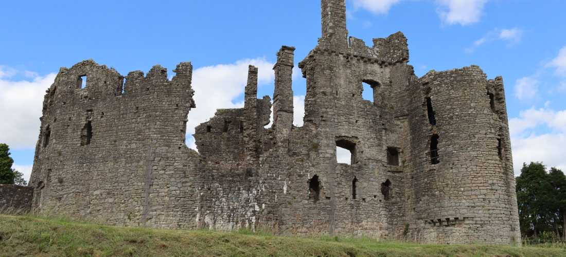 mann williams davies sutton architects scaffolding cdw Coity castle 2