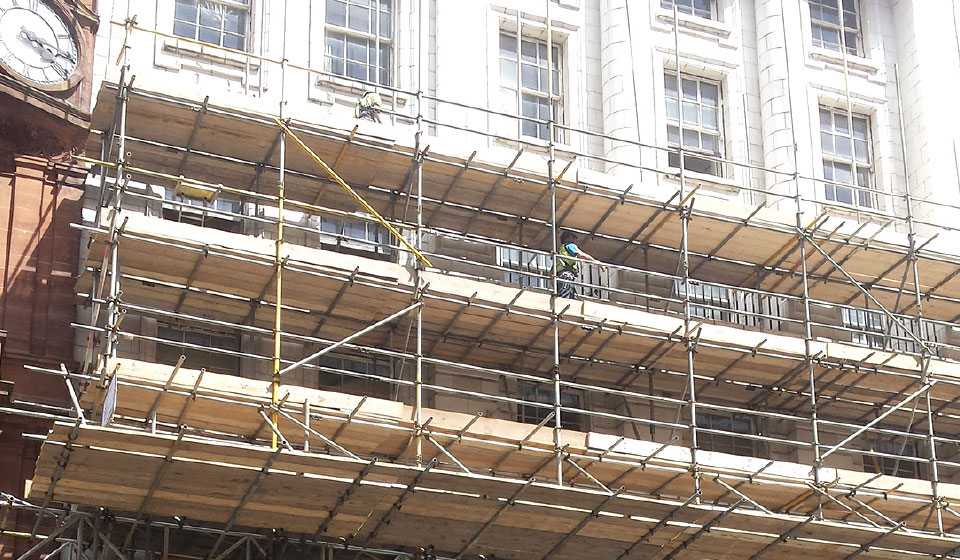 suspended-scaffolding-solution-glasgow-city-centre-anchor-line-building-EIS suspended scaffolding solution glasgow city centre anchor line building EIS